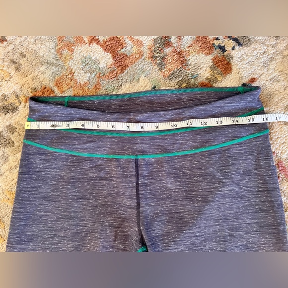 Zella Live In Legging Grey with Green Stitching Size Large - Picture 7 of 8